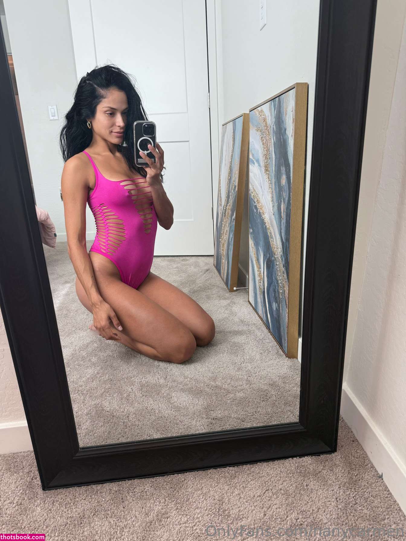 Nany Gonzalez Photo #8