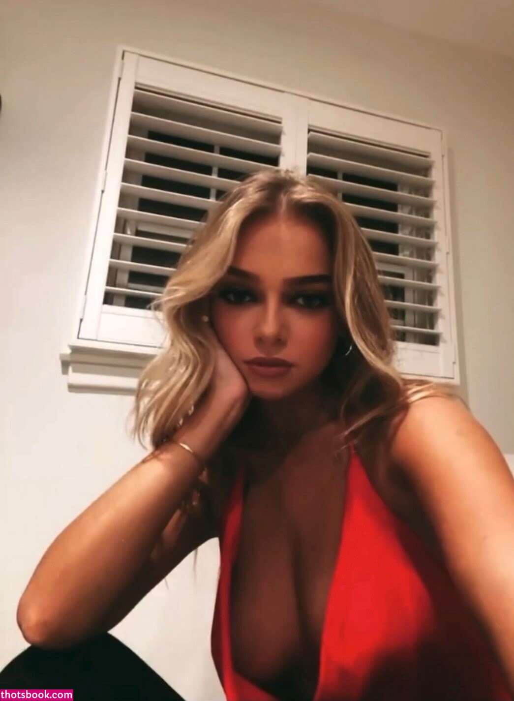 Samantha Riehl Photo #22