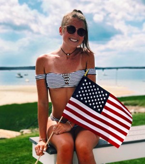 Shannon Fairweather Photo #17