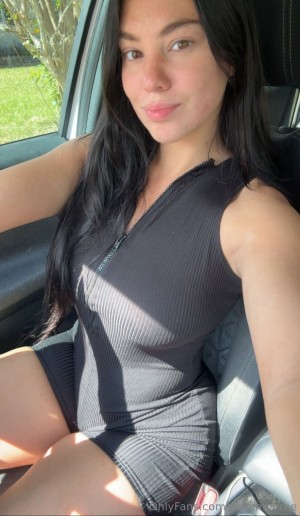 zoeemonroe Photo #15