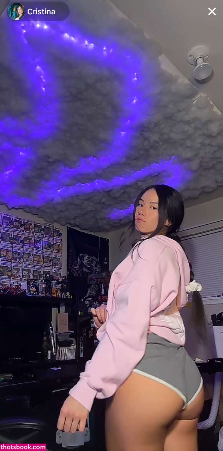 chrrristina Photo #7