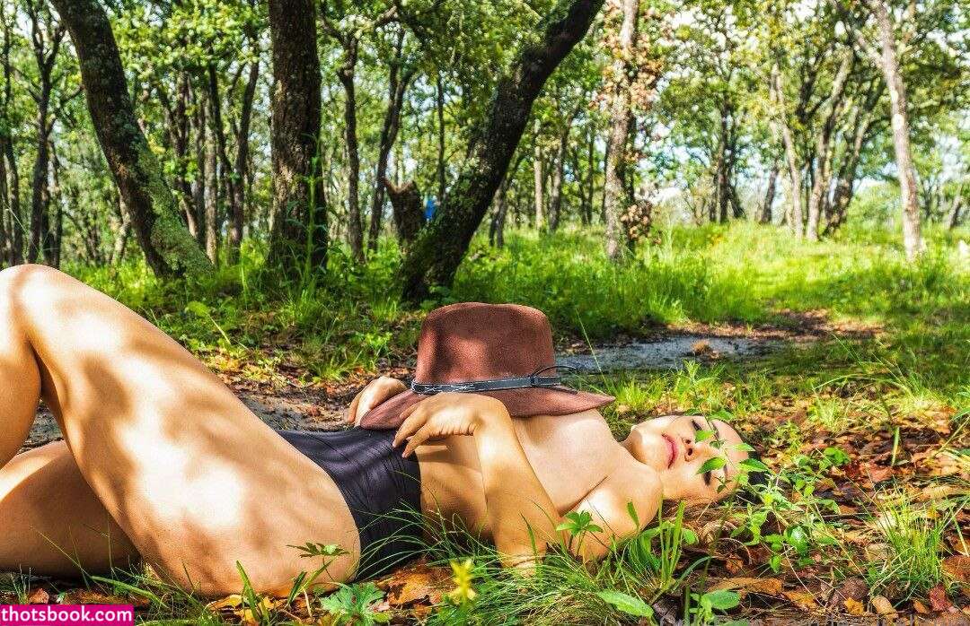 Jessica Brujo Photo #5