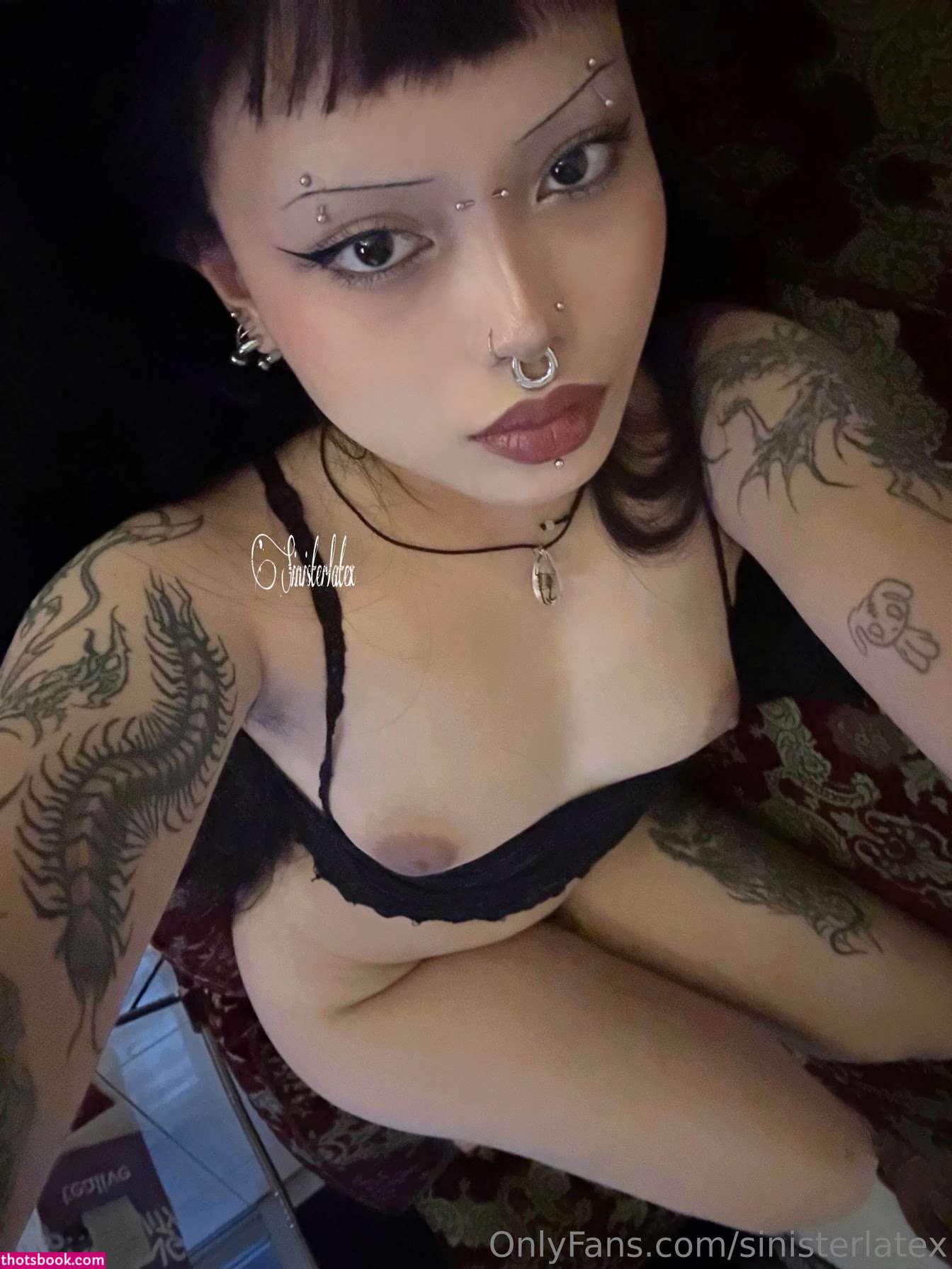 sinisterlatex Photo #23