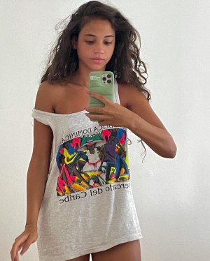 Maria Isabel Photo #28