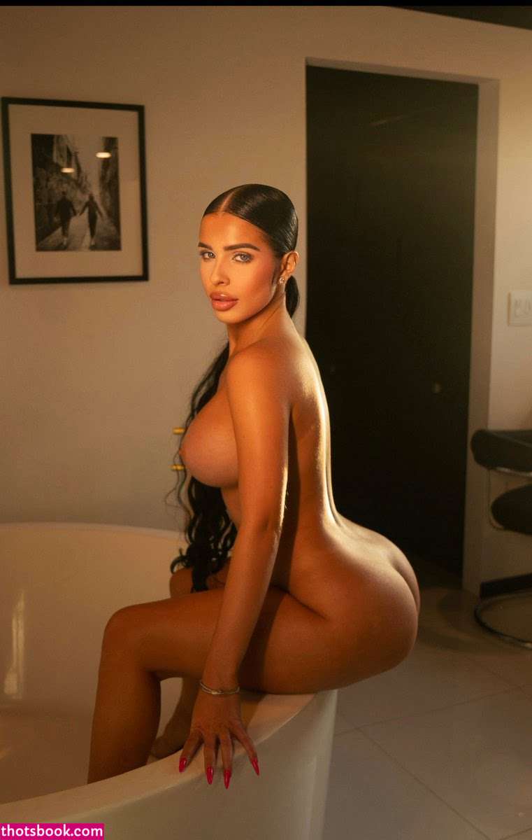 selinaslay Photo #12