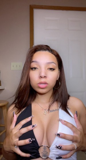 tigerstripesleeya Photo #20