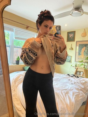 Danielle Gross Photo #2