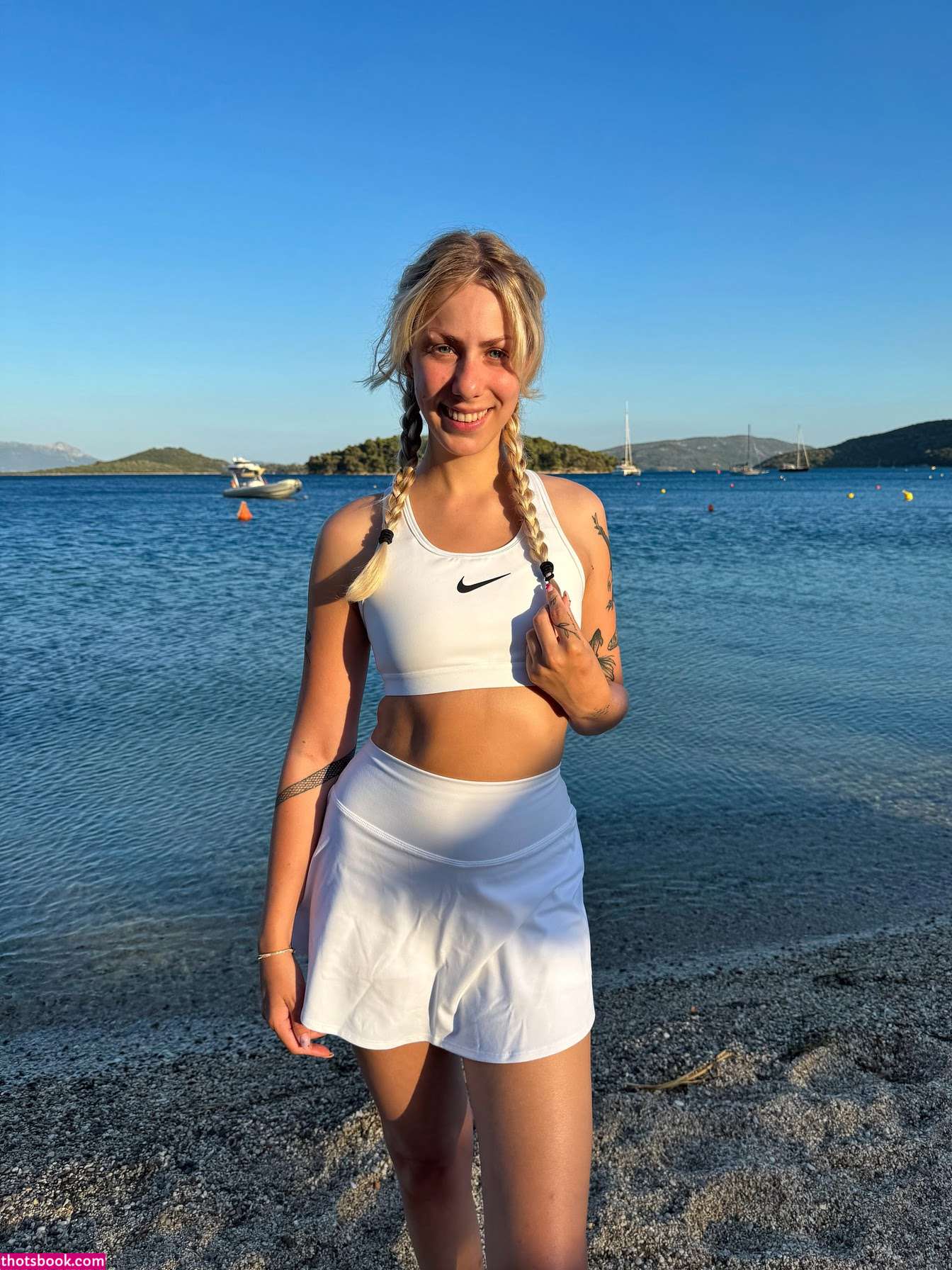 Marie Watson Photo #25