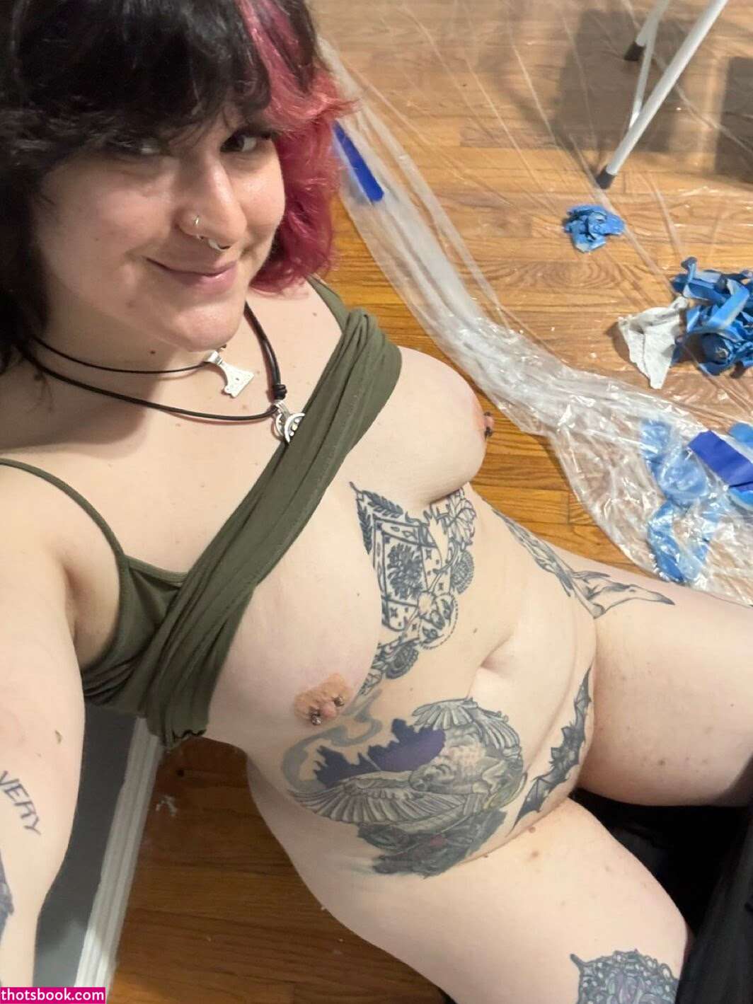 Quin Night Photo #25