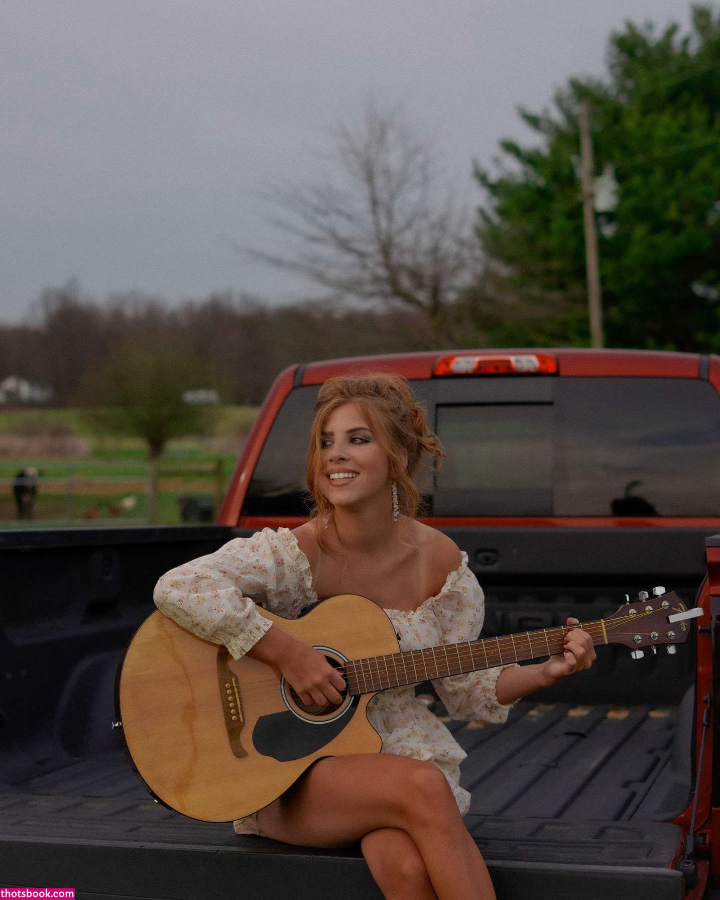 Samantha Vicha Photo #17