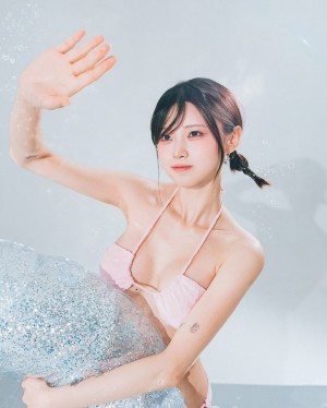 Jang Eunbi Photo #11