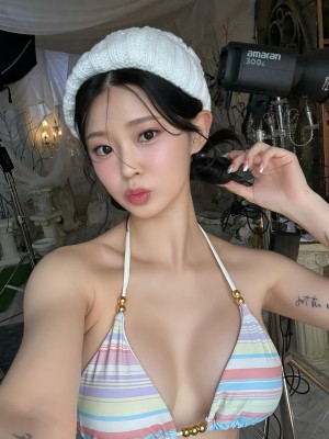 Jang Eunbi Photo #28