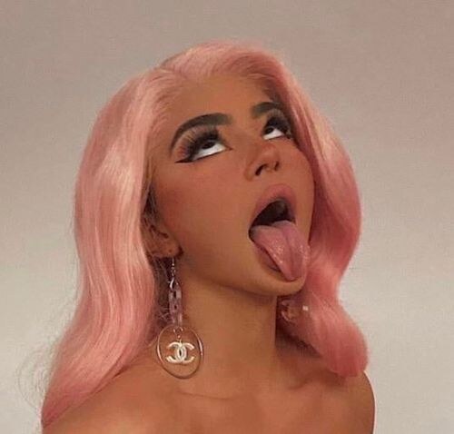 Kristen Hancher Photo #198