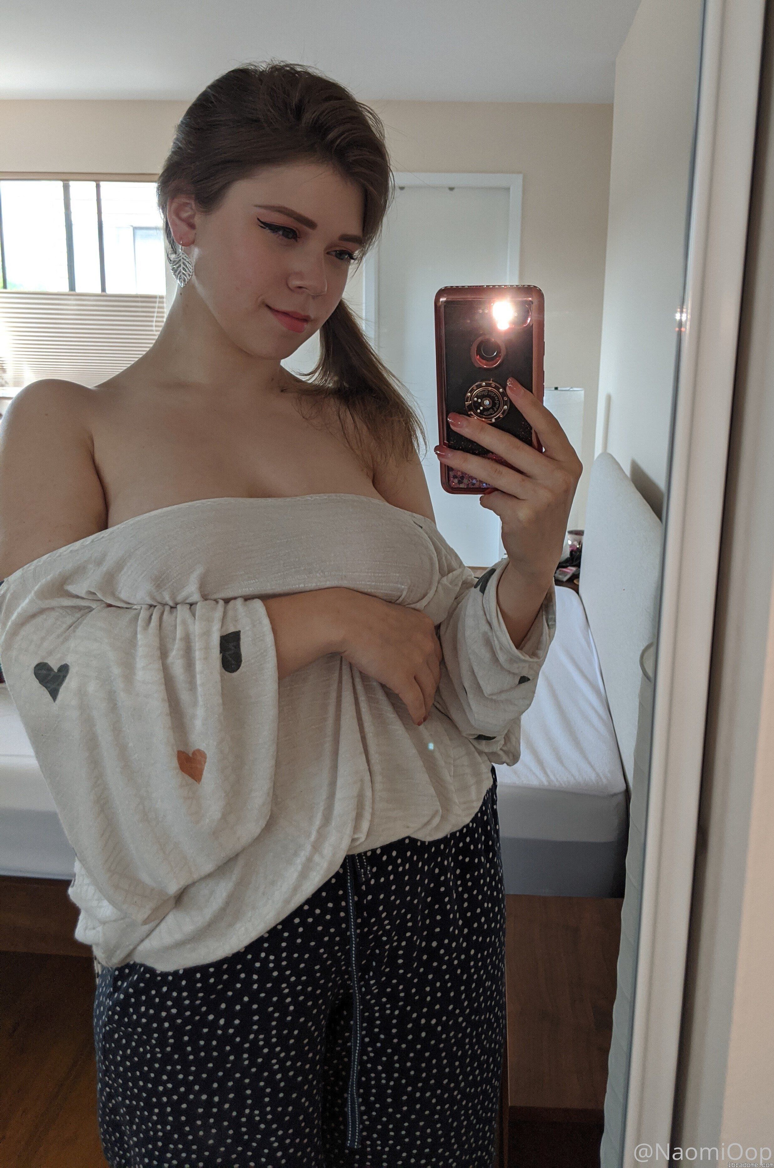 Naomiwastaken Photo #21