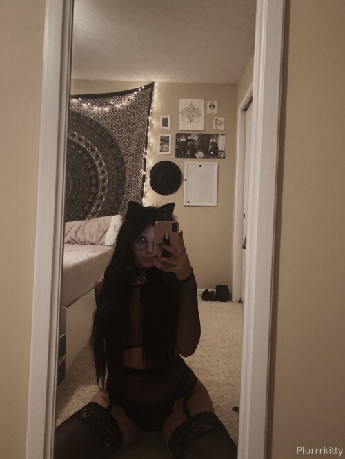 Claire Estabrook Photo #173