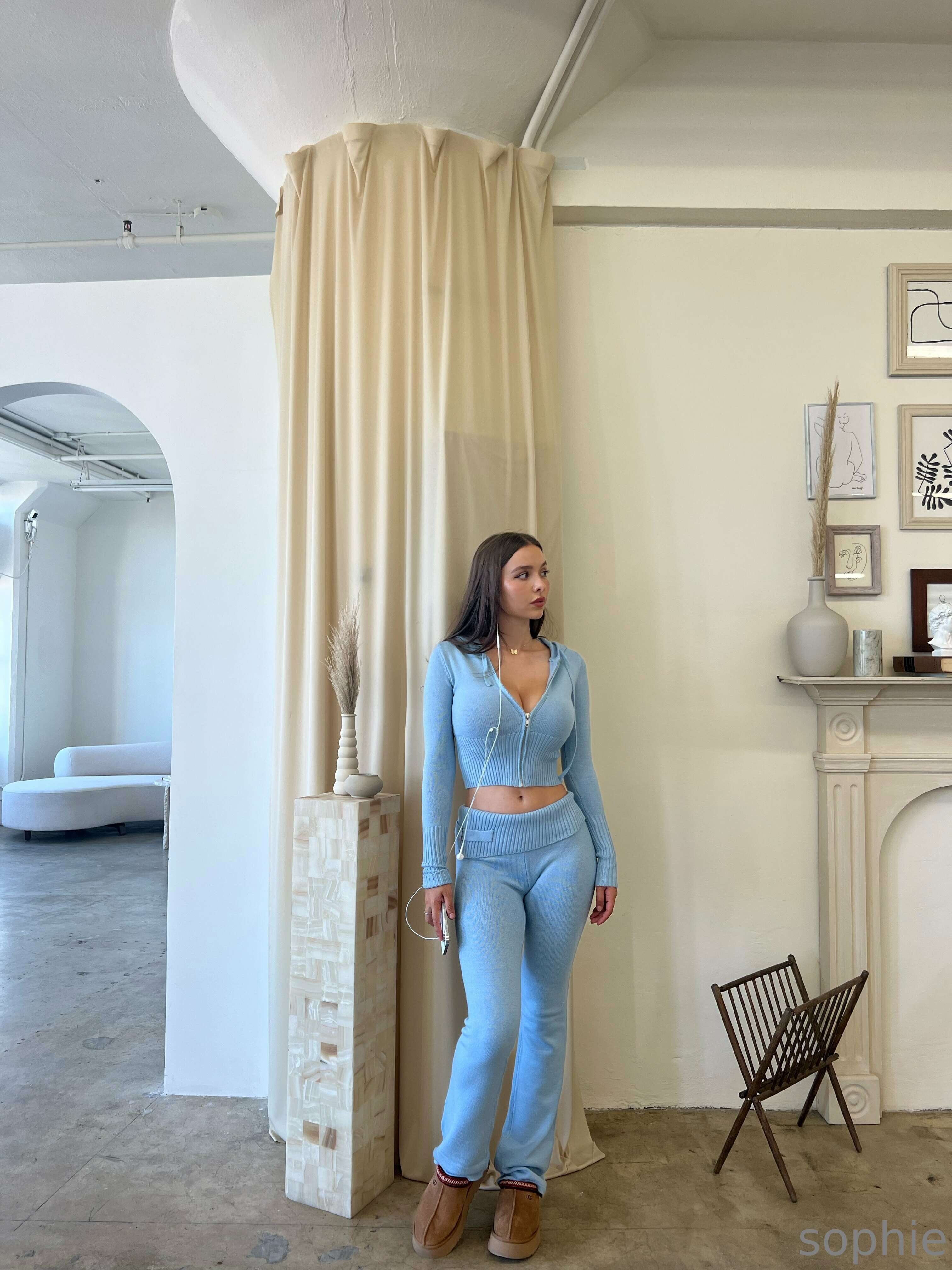 Sophie Mudd Photo #158