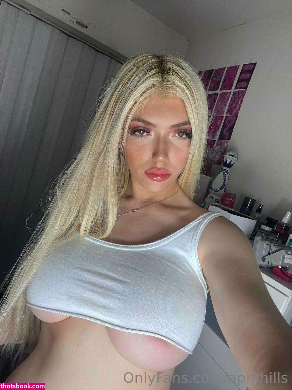 aprilxhills Photo #8