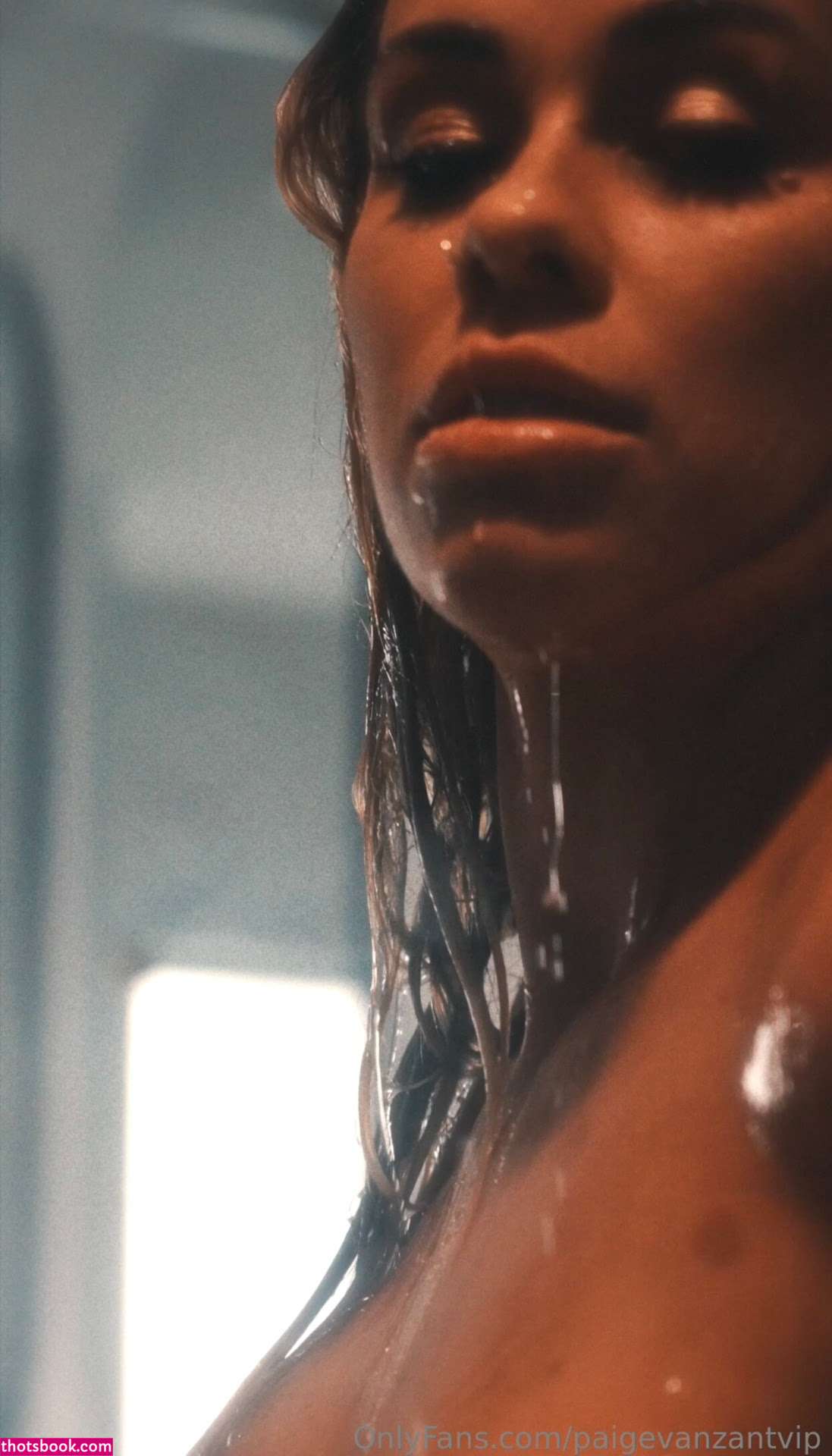 Paige Vanzant Photo #249