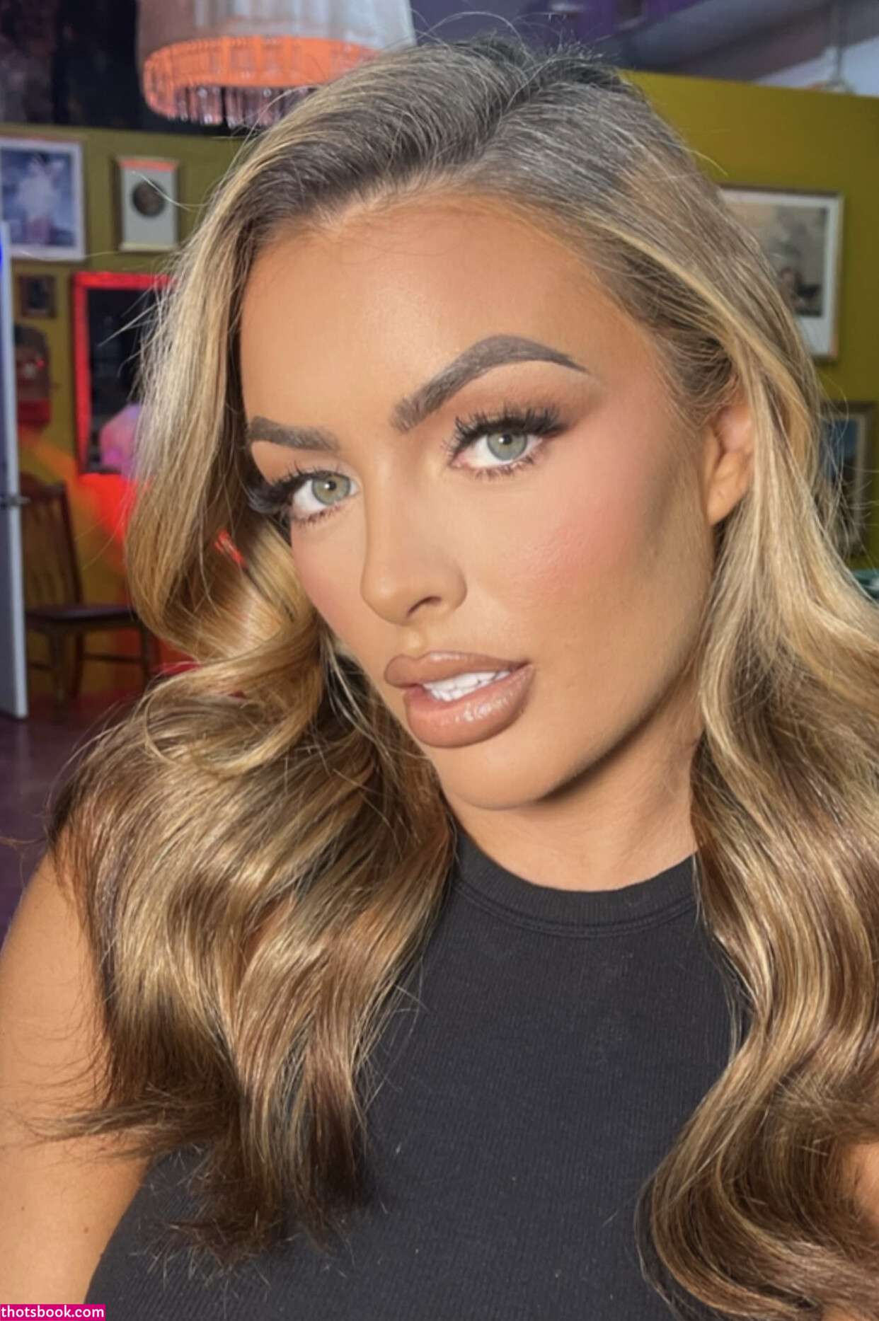 Mandy Sacs Photo #43