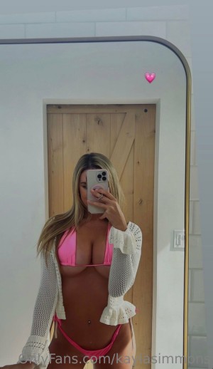 Kayla Simmons Photo #34