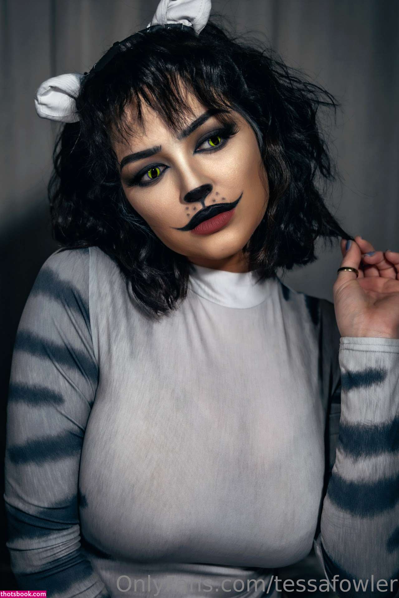 Tessa Fowler Photo #421