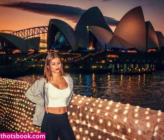 justinereinemarie Photo #35