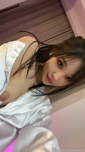 Aisneon Photo #34