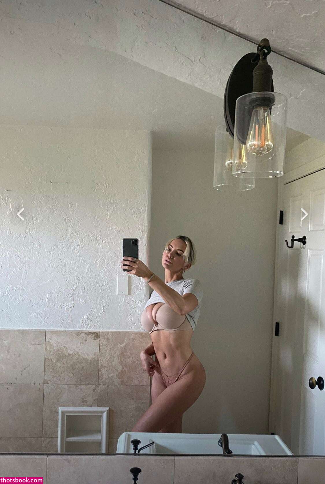 Lindsey Pelas Photo #818