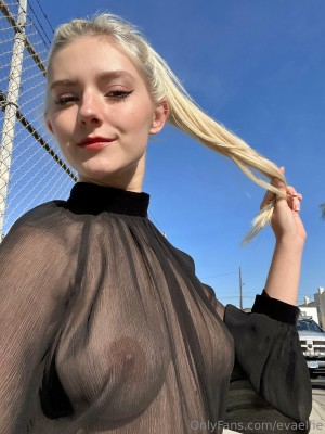 Eva Elfie Photo #198