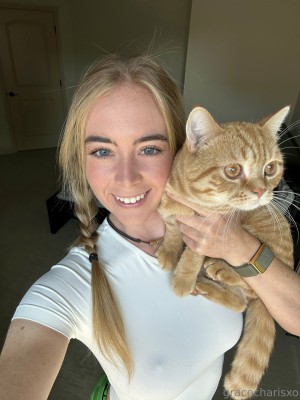 Grace Charis Photo #184