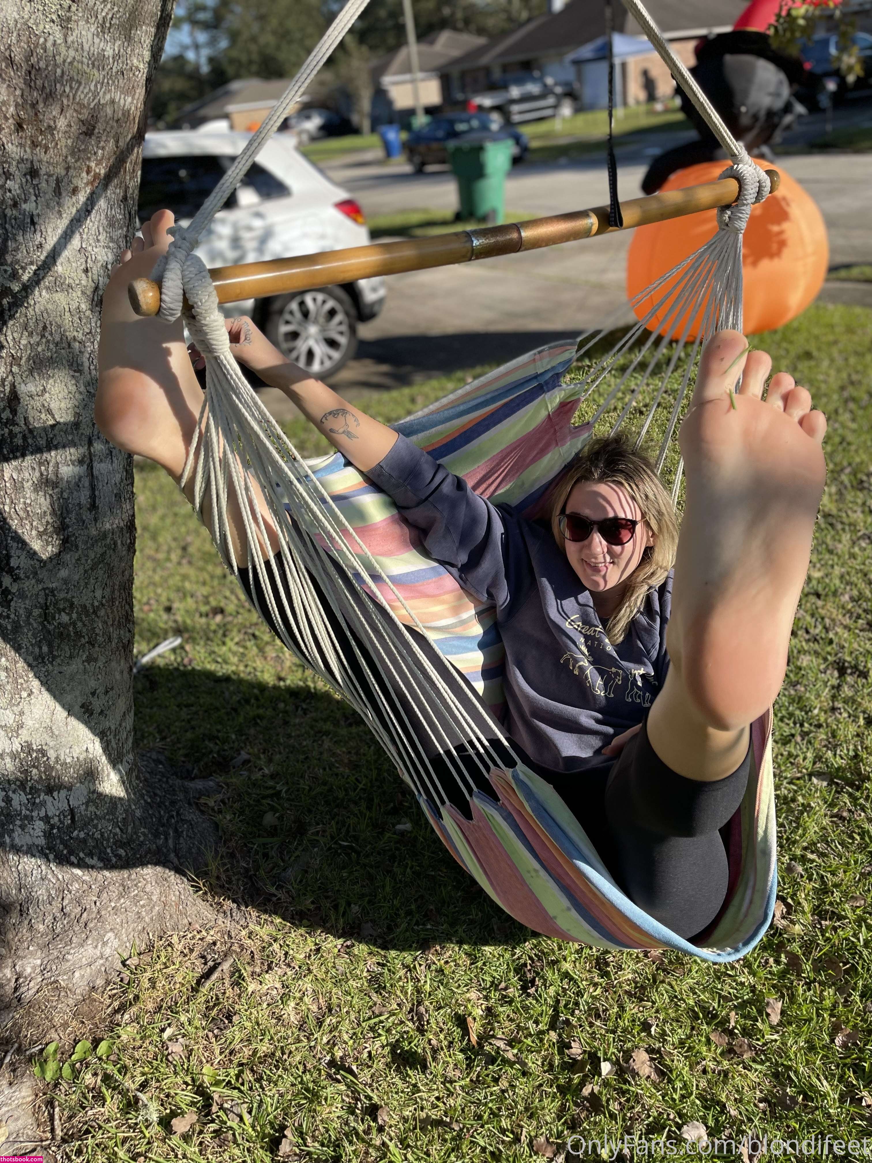 blondifeet Photo #24