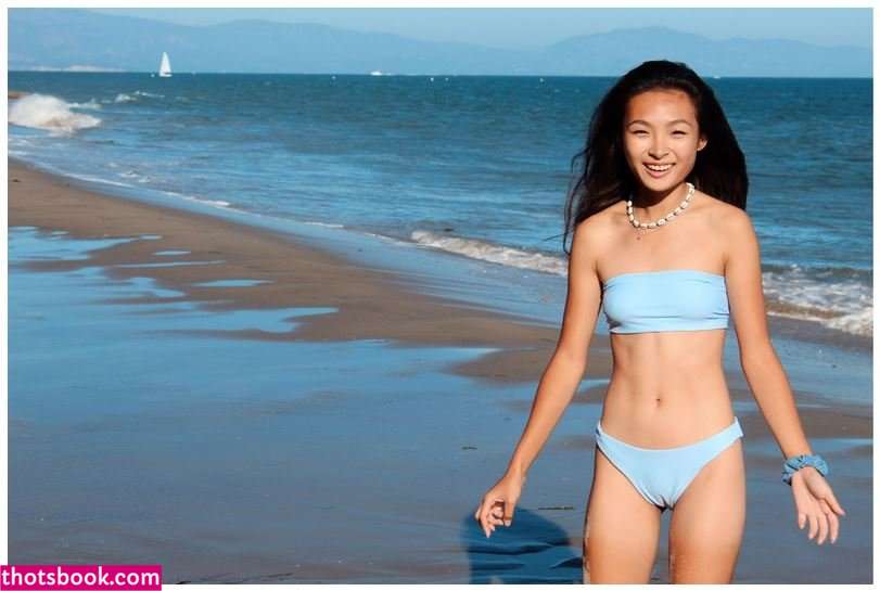 Honey Lawrie Photo #20