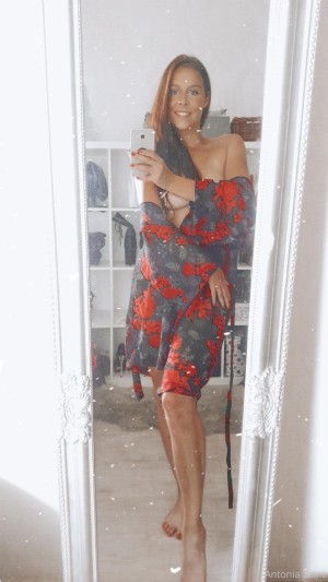 Antonia Sainz Photo #23