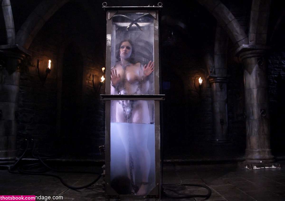 Aria Giovanni Photo #200