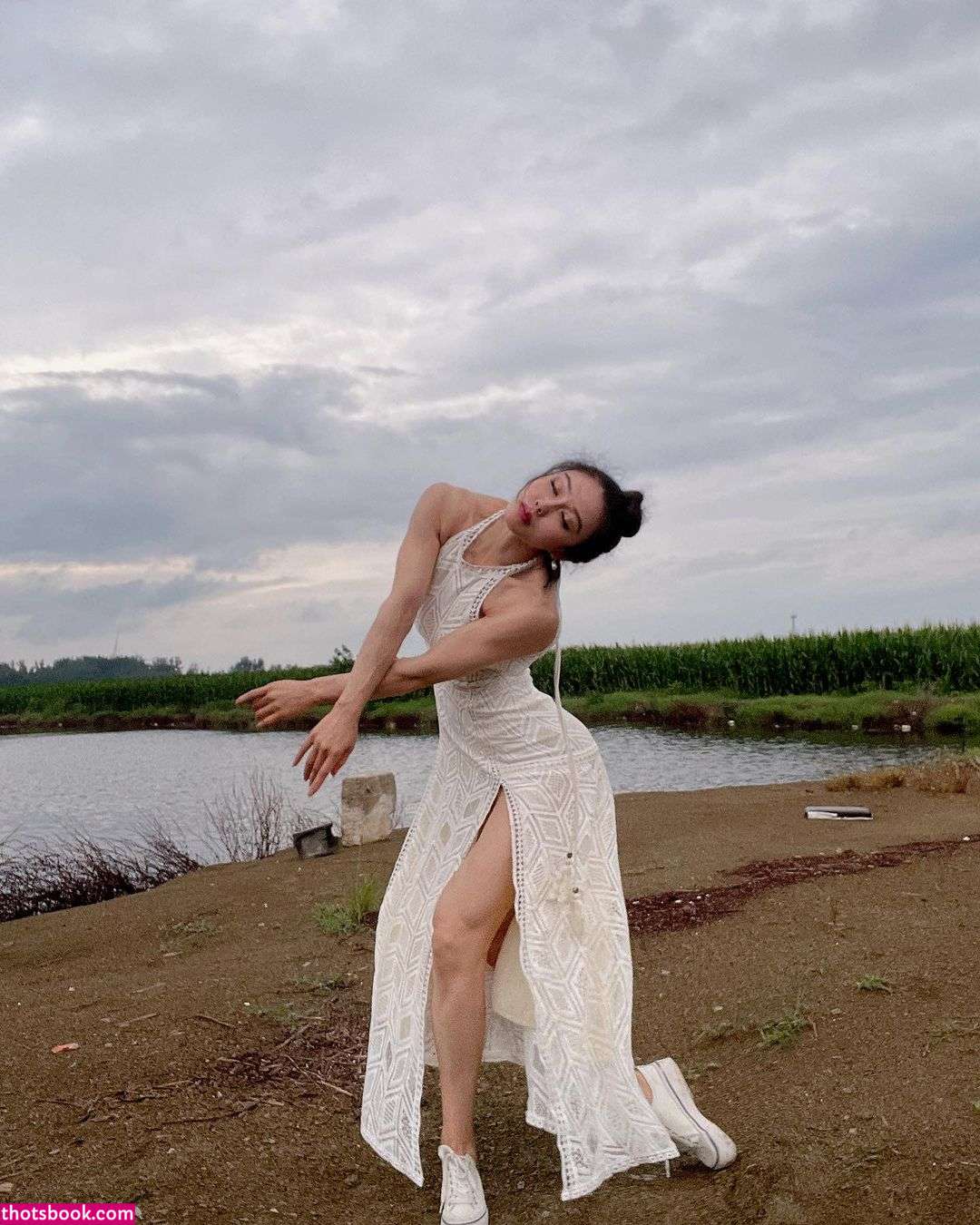 Yuan Herong Photo #23