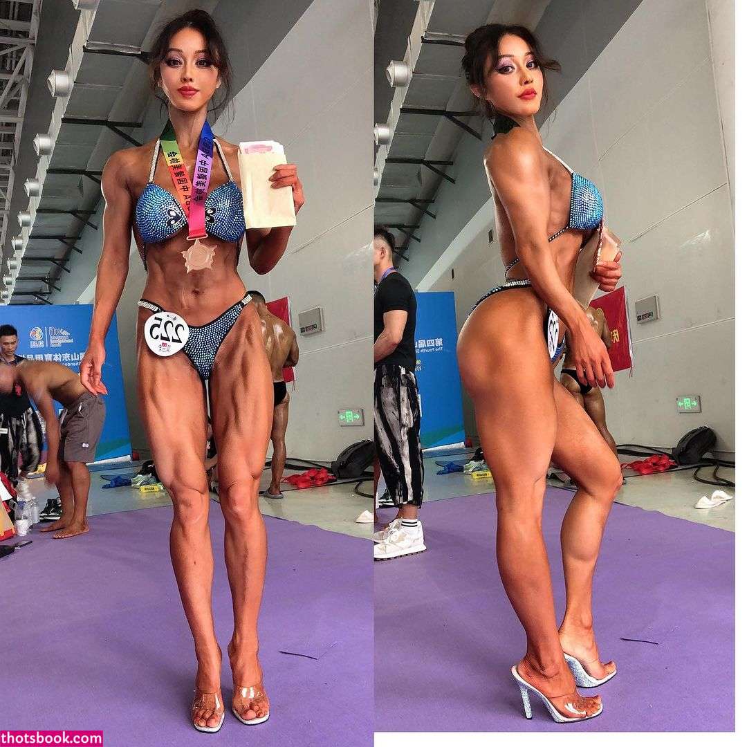 Yuan Herong Photo #35