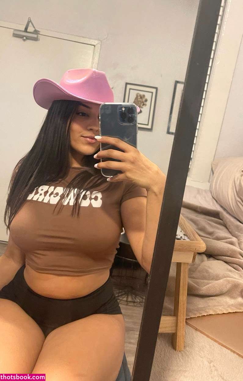 Kim Congdon Photo #23