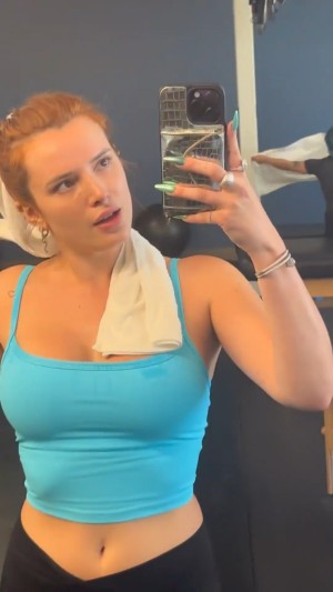 Bella Thorne Photo #202