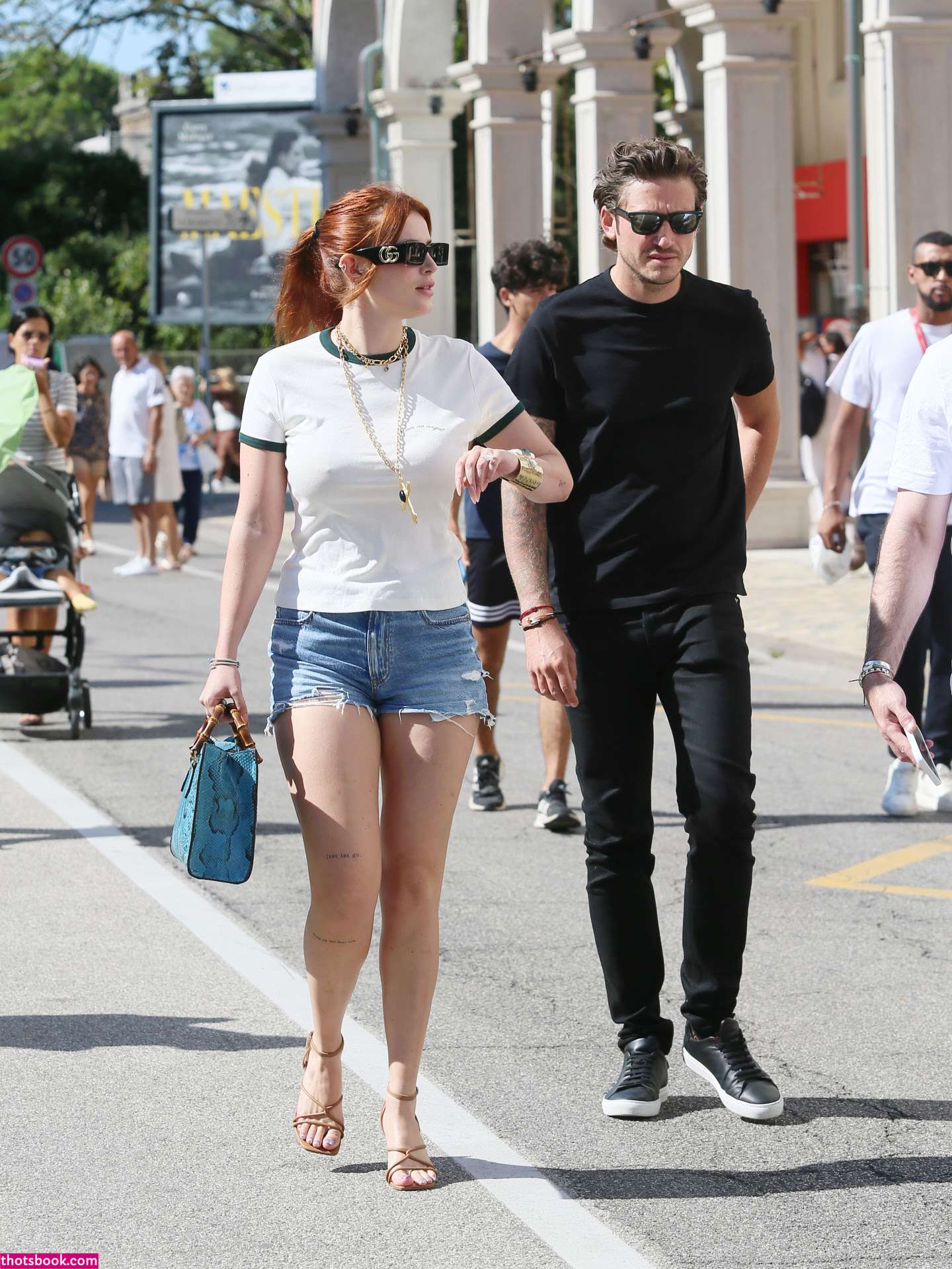 Bella Thorne Photo #236