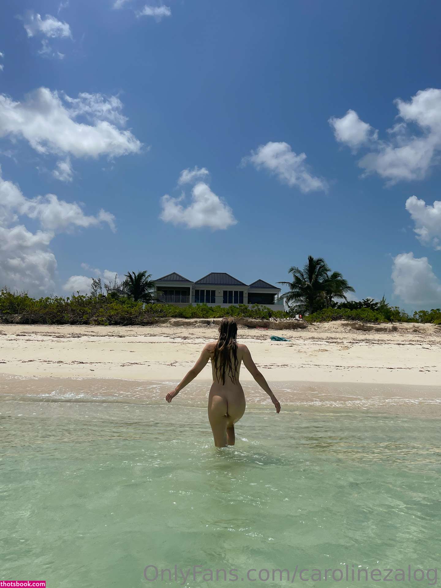 Caroline Zalog Photo #933