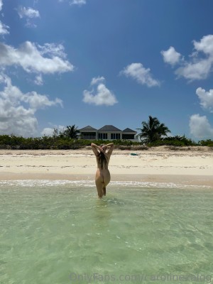 Caroline Zalog Photo #945