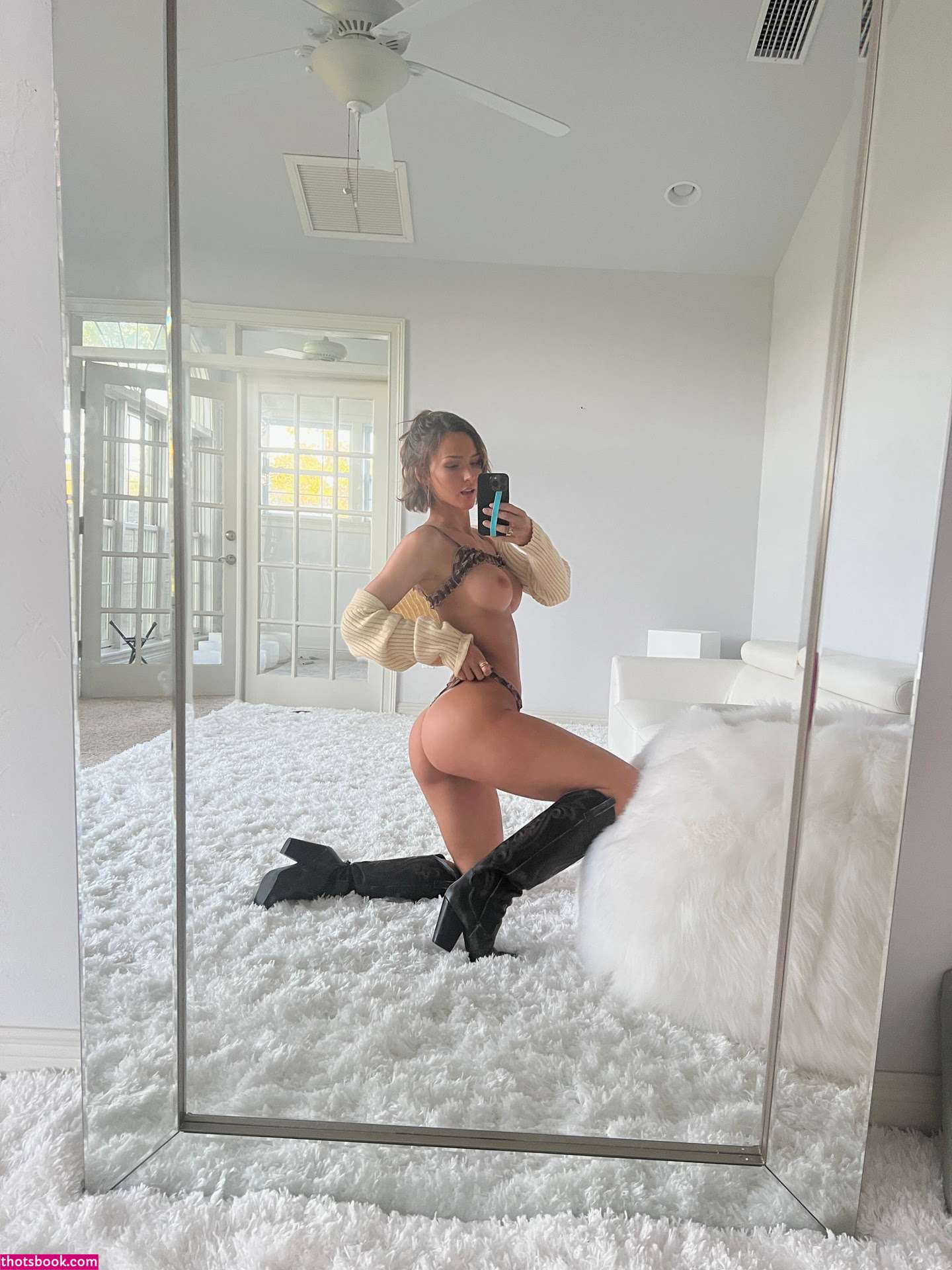 Rachel Cook Photo #460