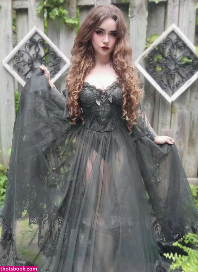 Athena Skye Photo #20