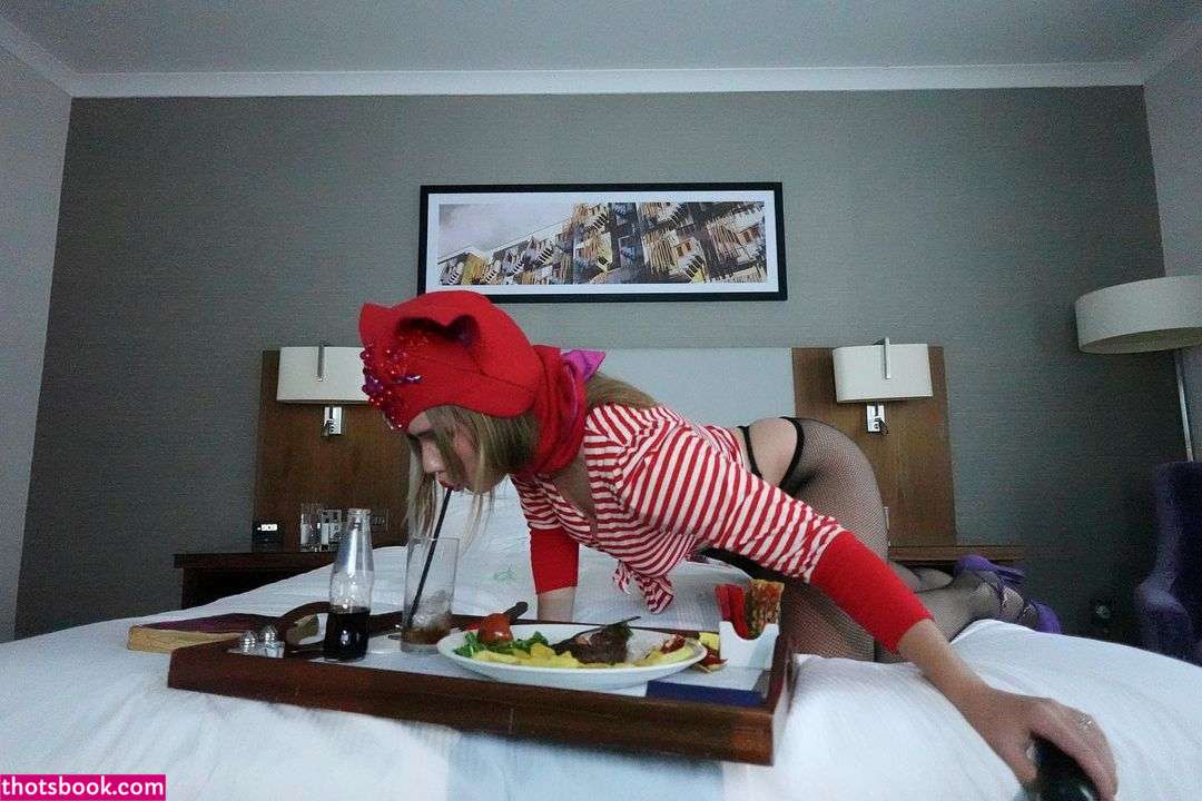 Lexee Smith Photo #78