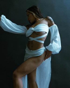 Victoria Kuang Photo #36