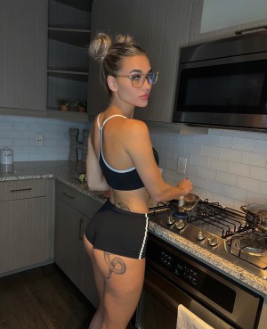 hannahgobananas Photo #1