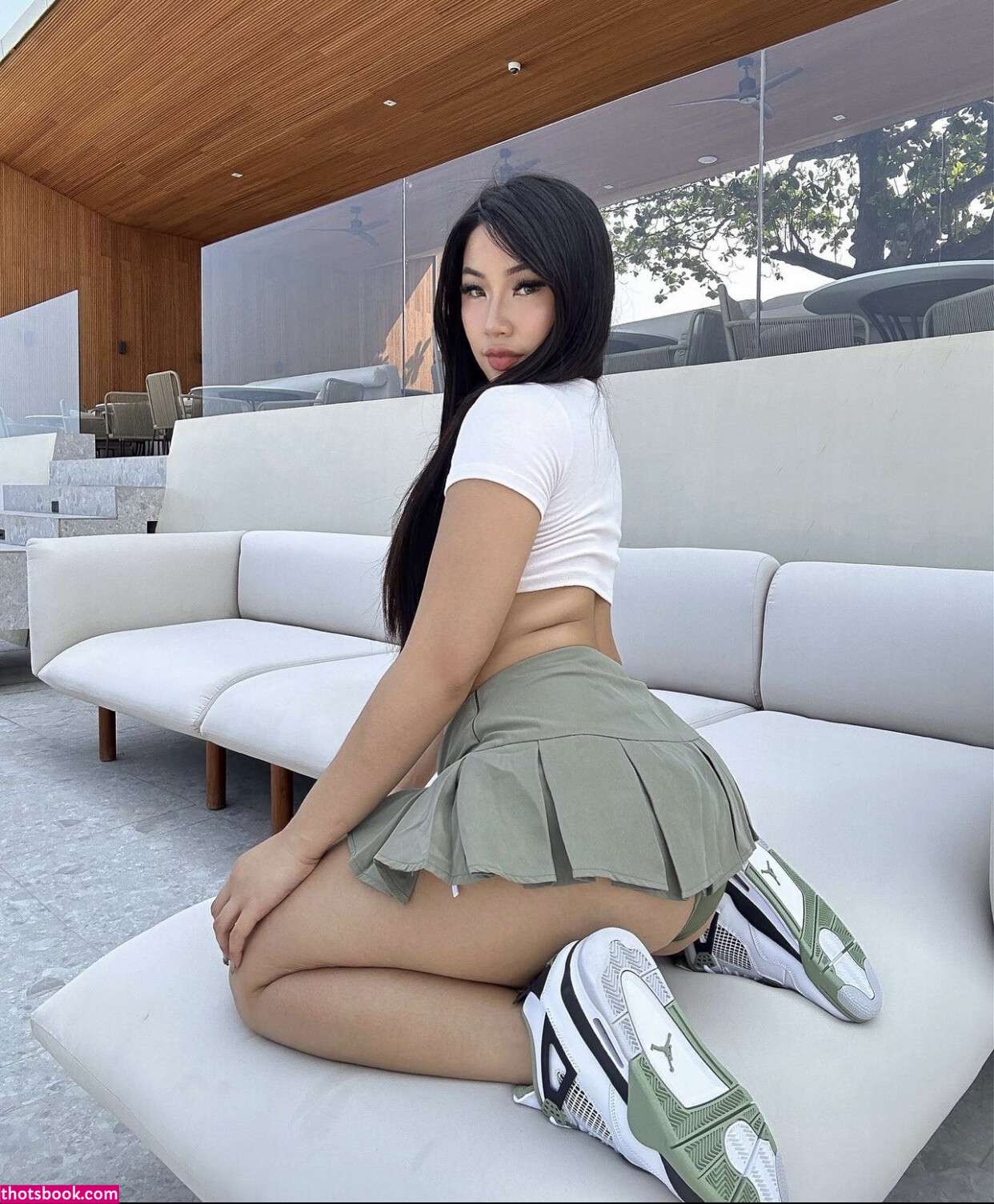 Rachelle Ruth Photo #18