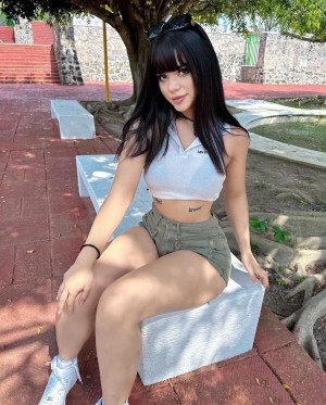 Chxrryxblossom Photo #63