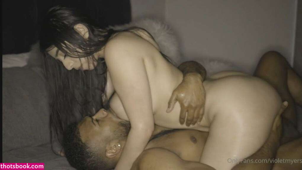 Violet Myers Photo #65