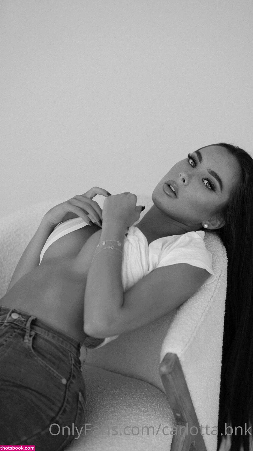 Carlotta Bnk Photo #210